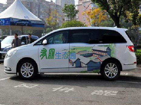 仙居户外车贴喷绘如何保持效果?